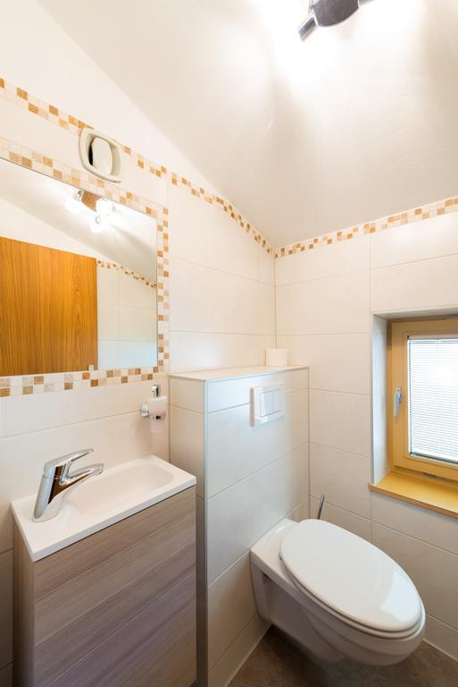 Haus Enzian Apartment Lermoos Phòng bức ảnh