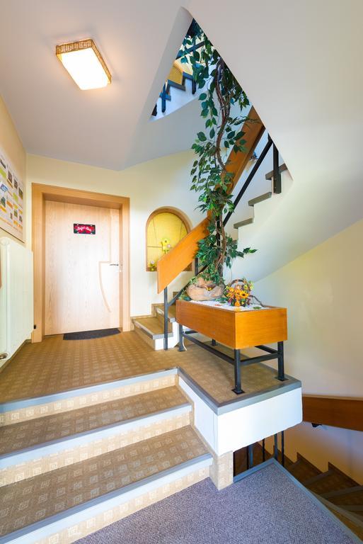 Haus Enzian Apartment Lermoos Ngoại thất bức ảnh